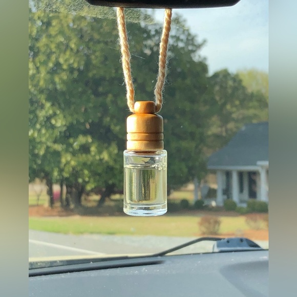 Taurus Zodiac Sign Car Diffuser 6ml - Picture 4 of 8